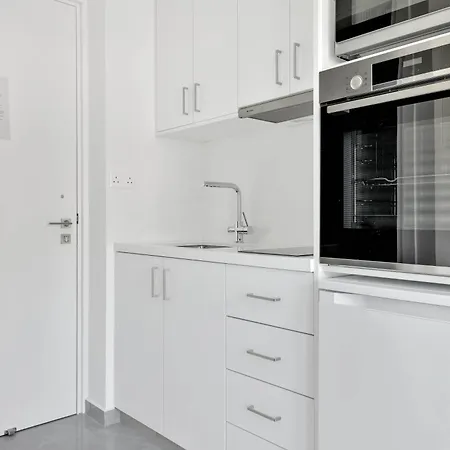 Phaedrus Living Alkminis Seaview Mare * 파포스